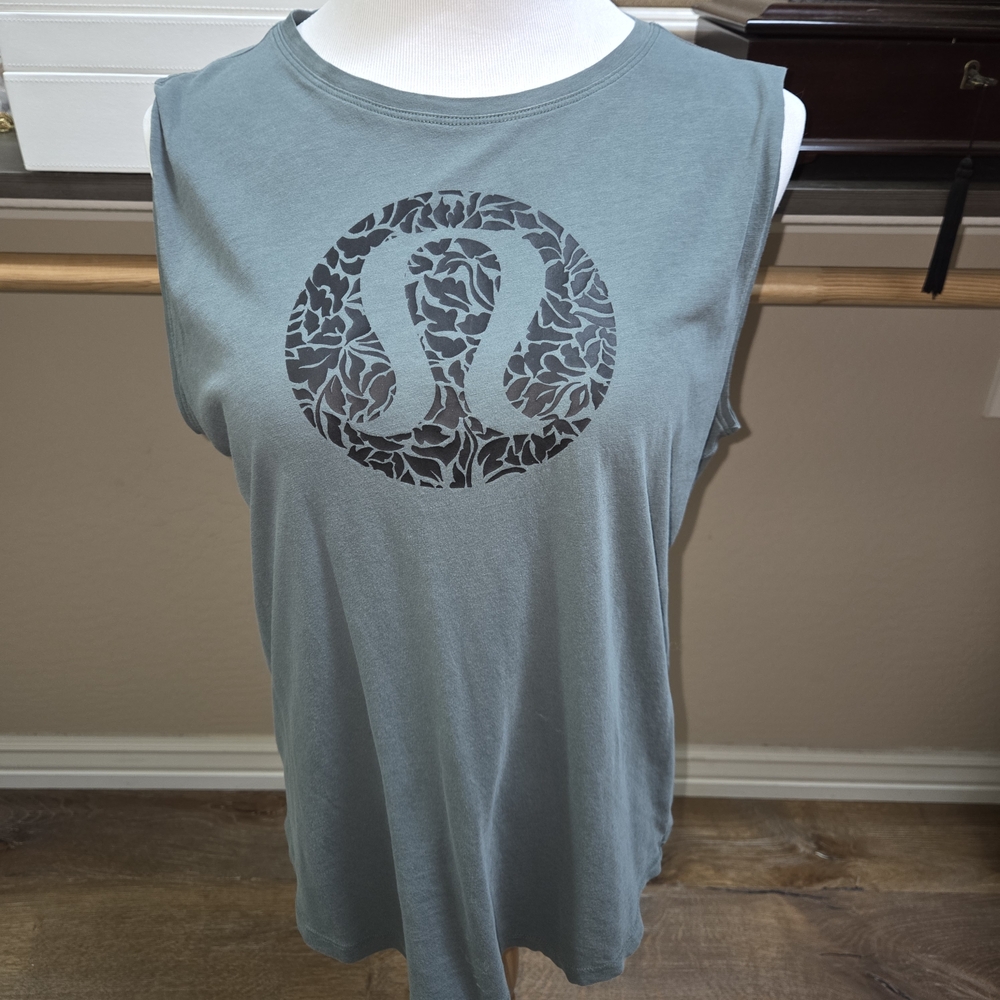 Lululemon Athletica Blue Sleeveless Muscle Tee